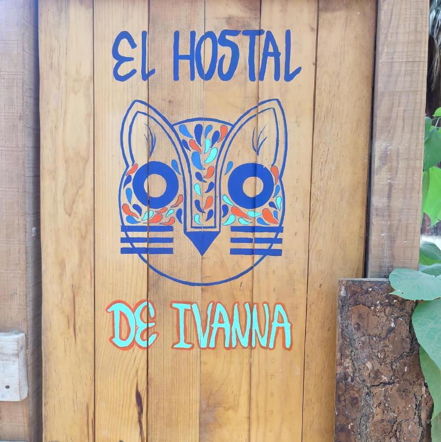 מזונטה El Hostel De Ivanna מראה חיצוני תמונה