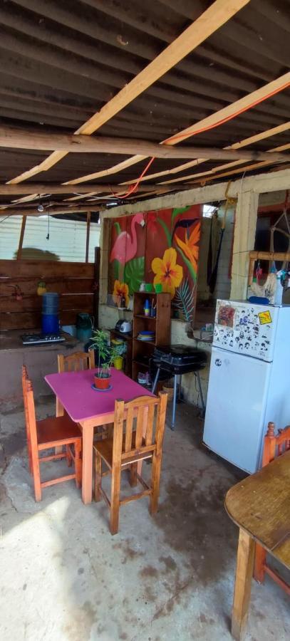 מזונטה El Hostel De Ivanna מראה חיצוני תמונה
