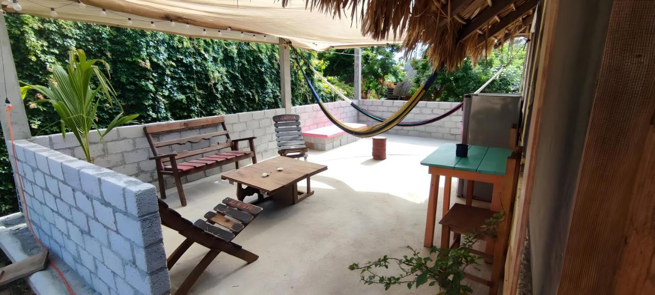 מזונטה El Hostel De Ivanna מראה חיצוני תמונה